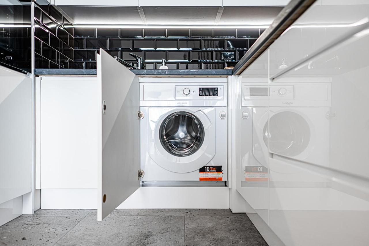 Apartment 24H With Free Garage And Ac Jagielly 5 فروتسواف المظهر الخارجي الصورة